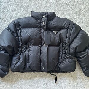 New Black Puffer Jacket with detachable sleeve to convert to a vest - small